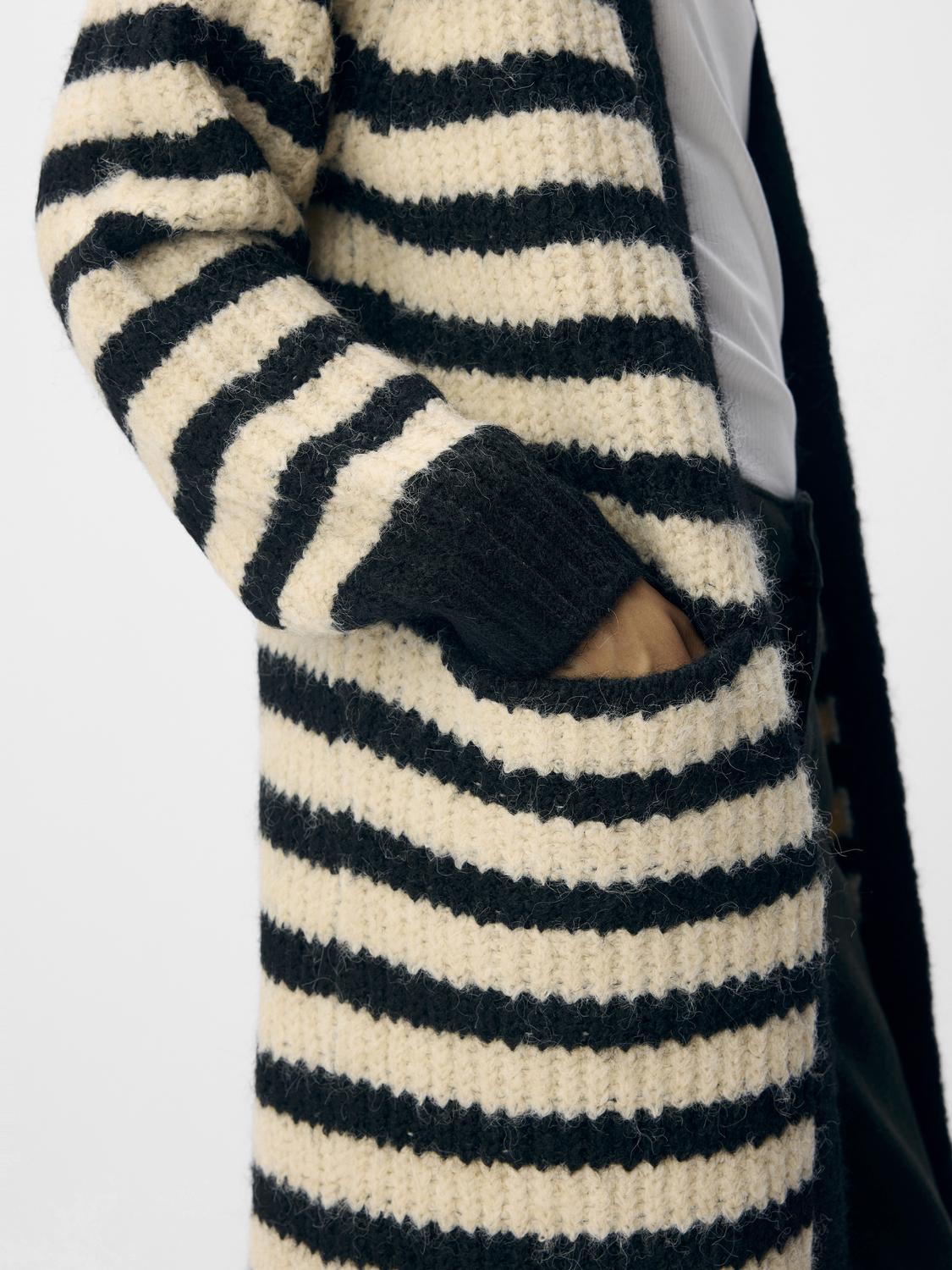 model_shot-detail